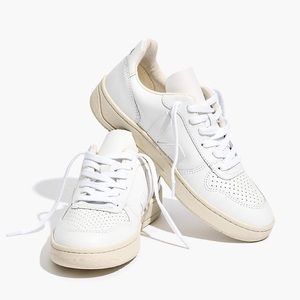 Veja v-10 leather sneakers, size 40